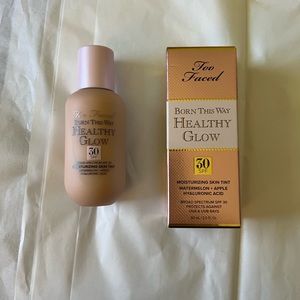 Too Faced Healthy Glow skin Tint